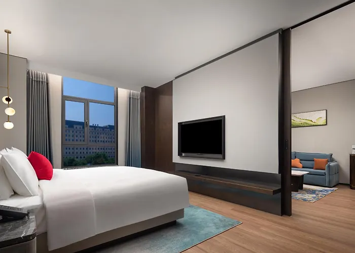 Ramada By Wyndham Qingdao Jiaodong International Airport
