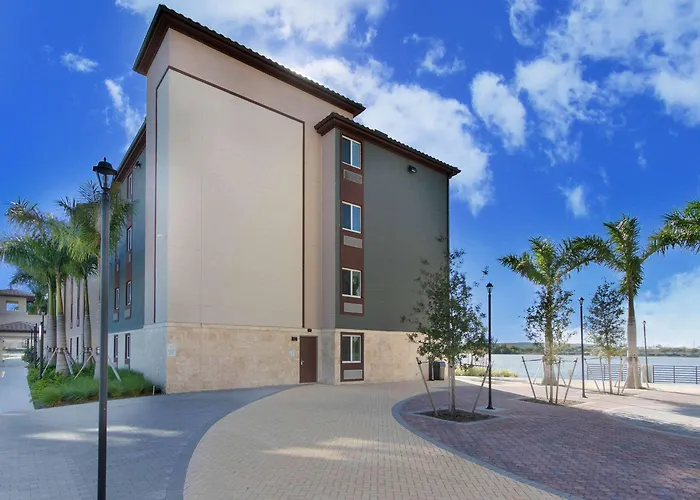 Woodspring Suites Miramar