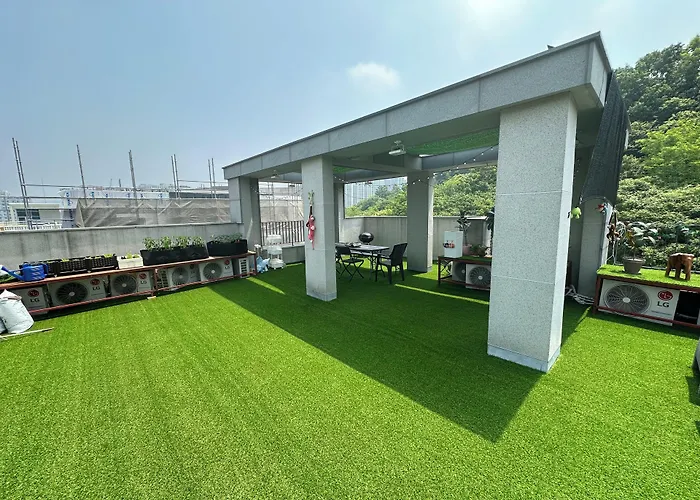 Yolo House