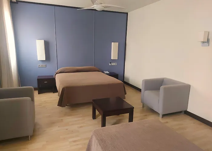 Hotel Puerta De Ocana