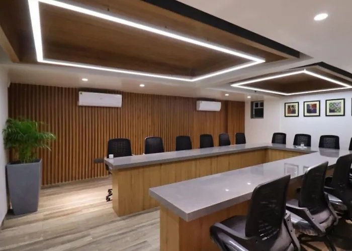 Hotel Chitra Executive