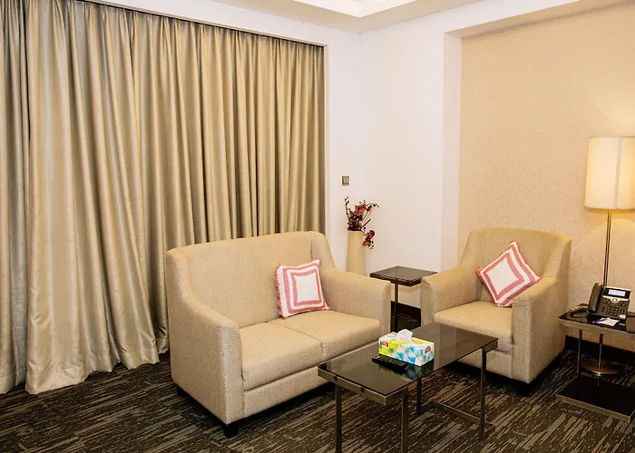 Jashore It Park Hotel And Resort