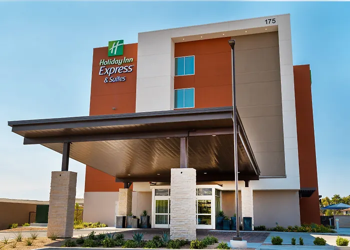 Holiday Inn Express & Suites - Las Vegas - E Tropicana By Ihg