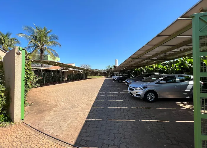 Premier Garden Hotel