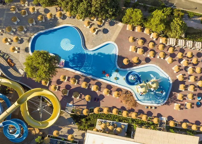 Valamar Amicor Resort