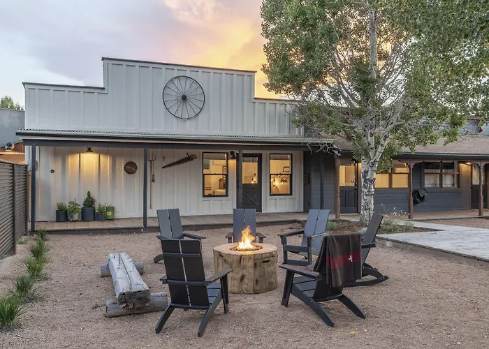 Hotel Palomino