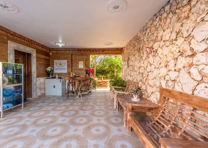 Vista De Aguilas Ecolodge