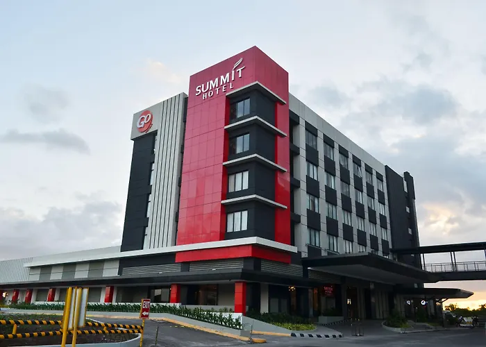 Summit Hotel Naga