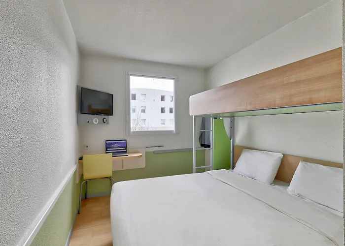 B&B Hotel Montlucon Saint-Victor