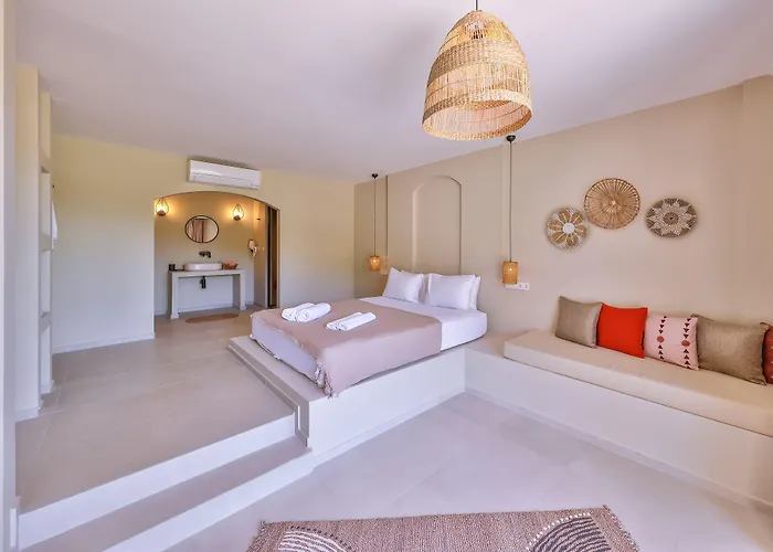 Kairos Hotel