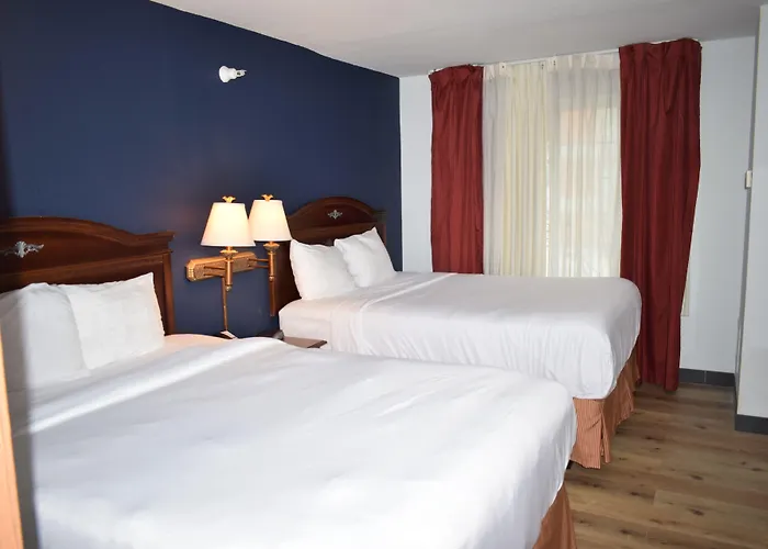 Wingate Suites By Wyndham Youngstown - Austintown