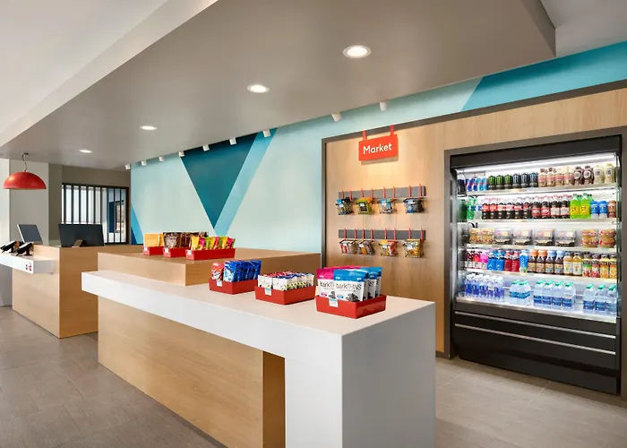 Avid Hotel Traverse City By Ihg