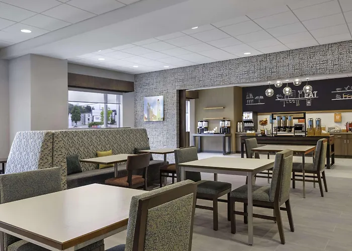 Hampton Inn Midland, On