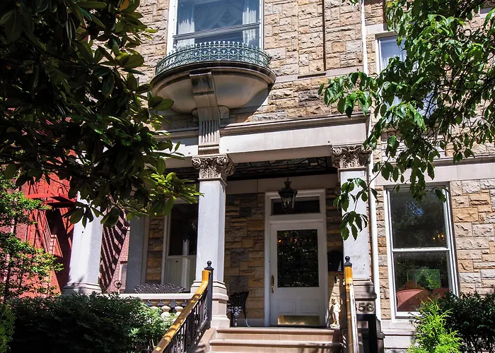 Central Park Bed & Breakfast
