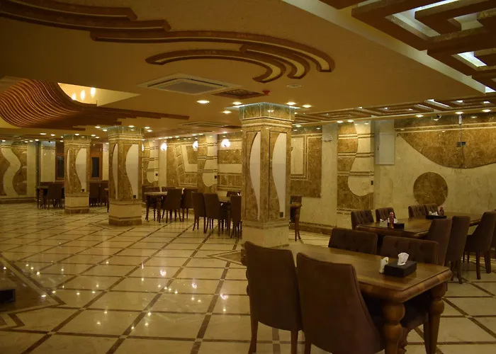 Royal Eagle Hotel