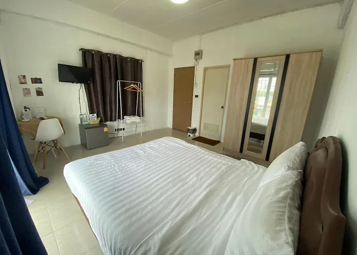 Grand Bangsaen Hotel