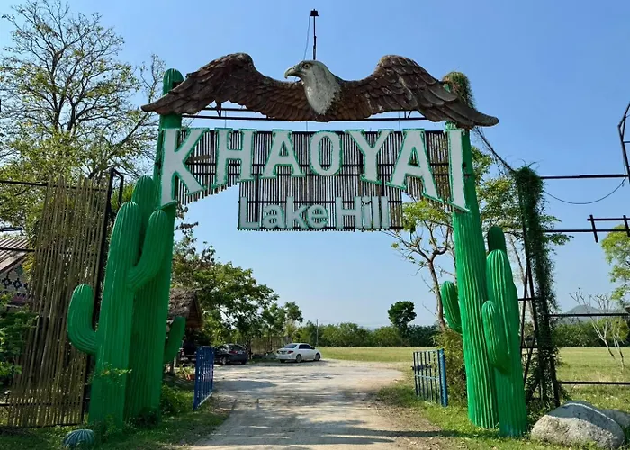 Khao Yai Lake Hill Resort