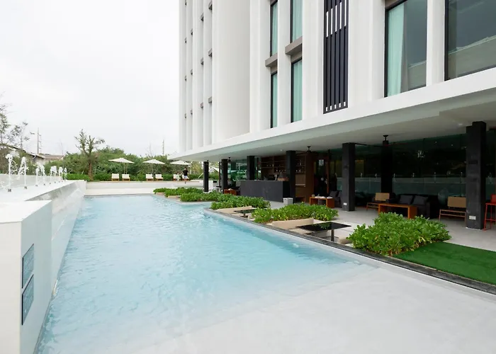 Good Nakhonsawan Hotel
