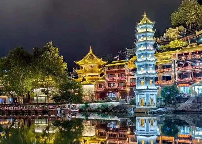 Juanzi Riverview Inn, Fenghuang Ancient City