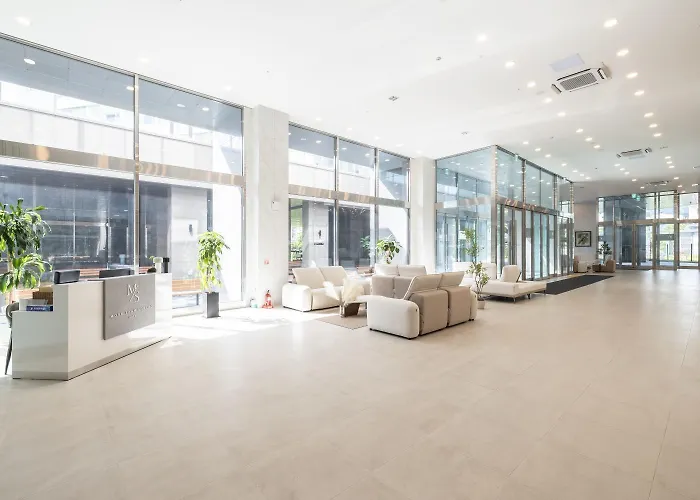 Richeville Signature Hotel And Residence