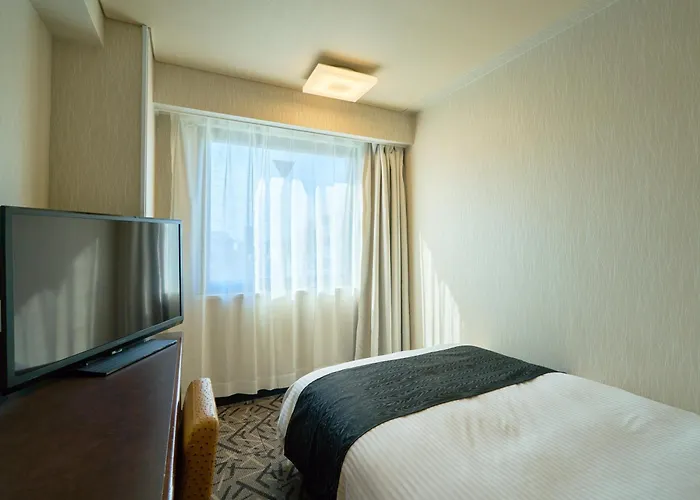 Apa Hotel Matsuyamajo Nishi
