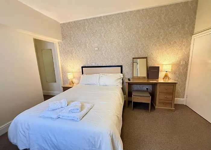 Deincourt Hotel