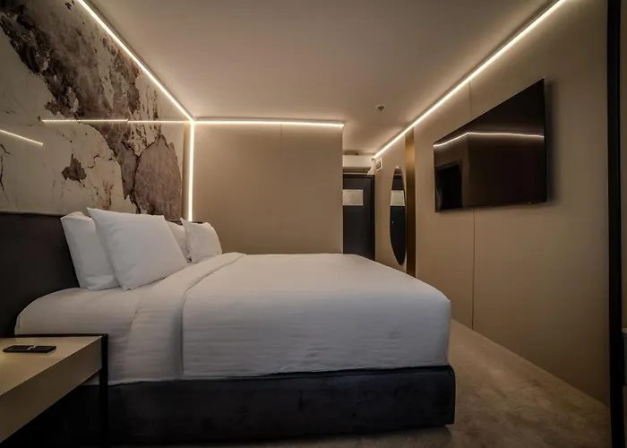 Aslan Gold Hotel