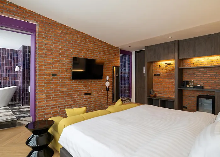 Santisookmidtown Pattani