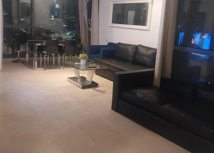 Marina Towers Hotel