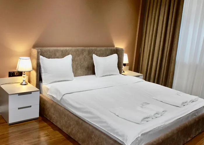 Qo'Noq Railway Hotel