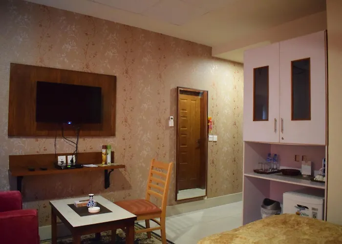Escape Hotel
