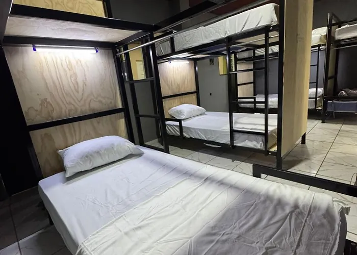 Milo's Hostel&Residences