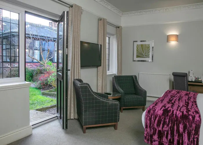 Crabwall Manor Hotel & Spa