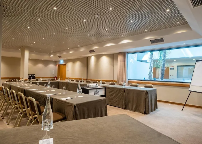 Cidnay - Hotel & Executive Center