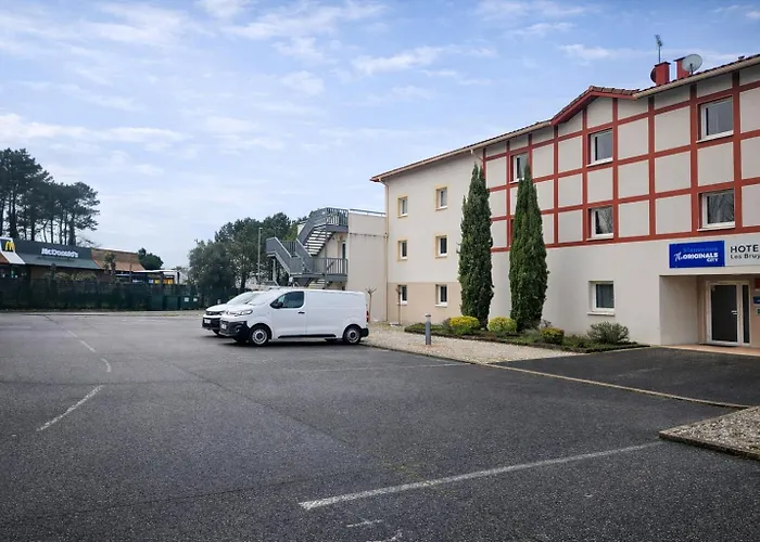 The Originals City, Hôtel Les Bruyères, Dax Nord (Inter-Hotel)