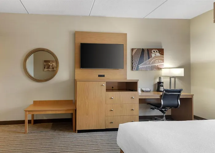 Best Western Royal Plaza Hotel&Trade Center