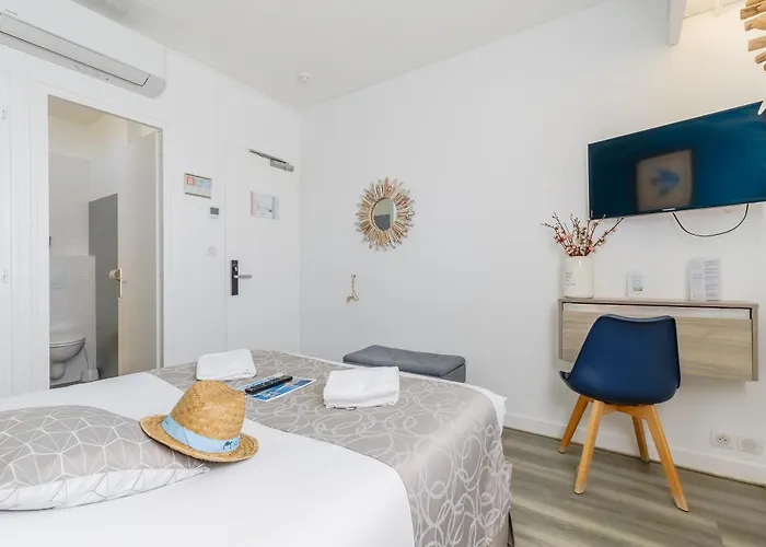 Hotel La Cote Oceane - Climatisé- Saint Jean de Monts- 250m plage