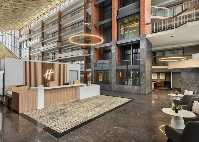 Holiday Inn Oakville Centre By Ihg