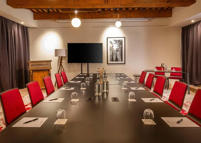 Cour des Loges Lyon, a Radisson Collection Hotel