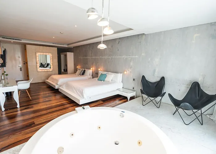 Be Playa Hotel Boutique & Rooftop Bar - Adults Only