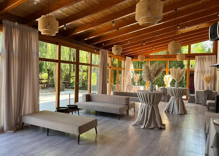 Boho Hotel I Restauracja