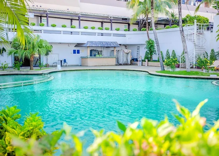 Topland Hotel & Convention Centre