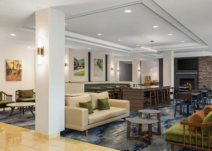 Fairfield Inn & Suites By Marriott Cumberland