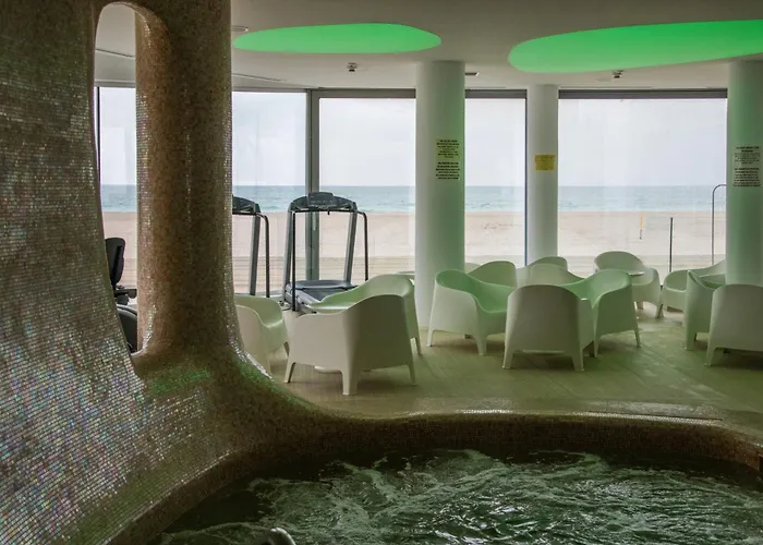 Zenith Hotel
