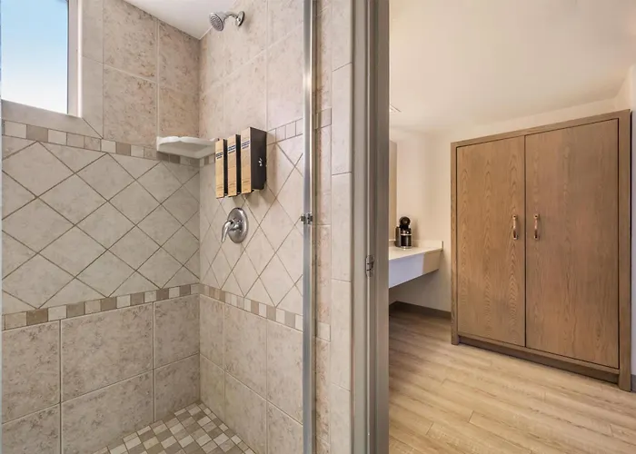 Best Western Plus King'S Inn And Suites