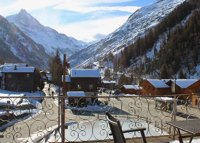Hotel Le Besso - Swiss Romantic Lodge Zinal