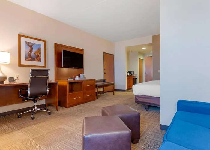 Lift Bridge Lodge, An Ascend Collection Hotel