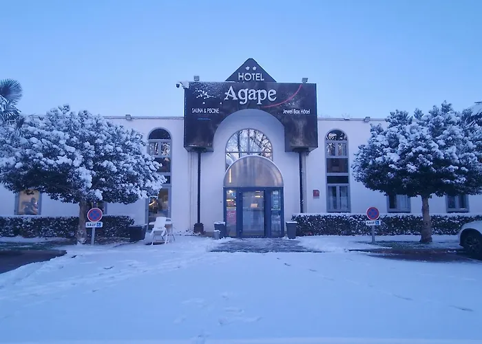 Agape Hotel Niort- Bessines