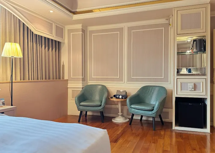 Finders Hotel Hualien Station