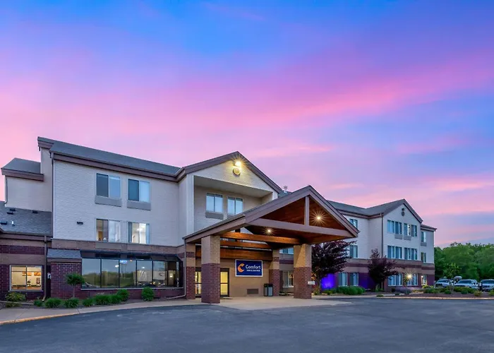 Comfort Inn & Suites New Lisbon